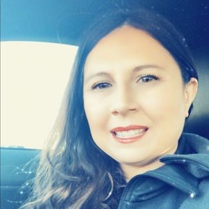 Meet your Posher, Veronica